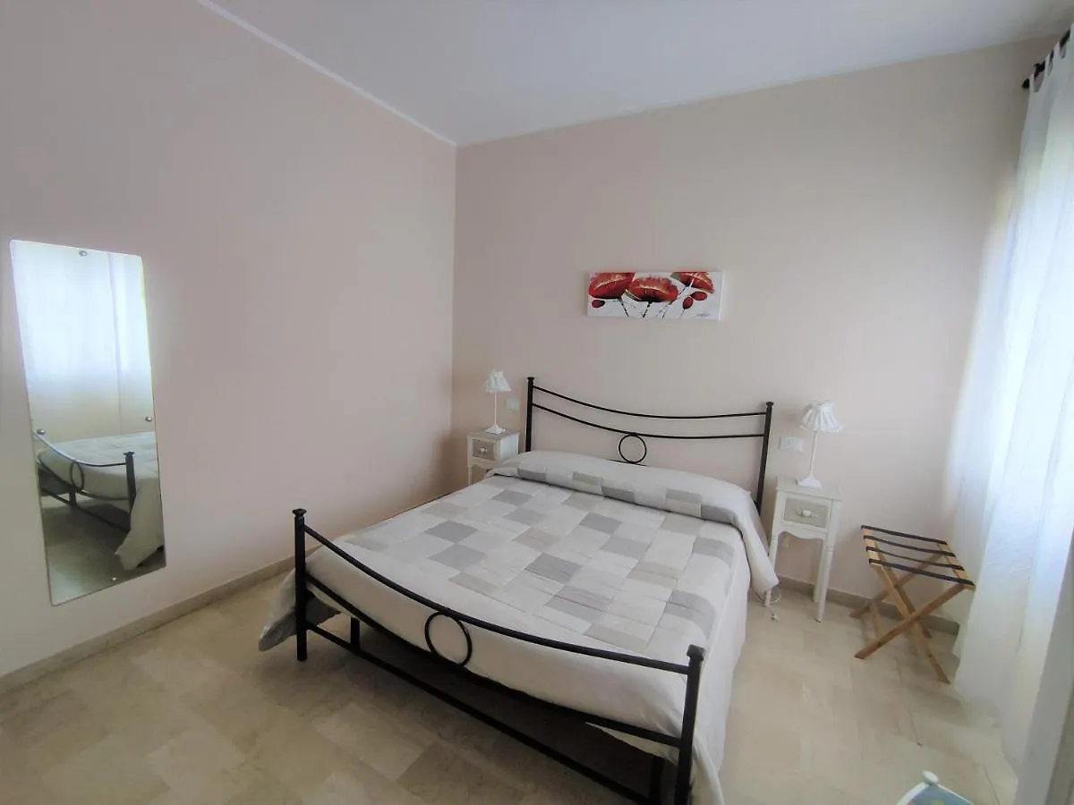Bed & Breakfast La Mimosa Chic Bed and Breakfast Pietrasanta