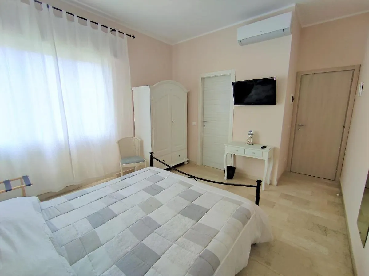 La Mimosa Chic Bed and Breakfast Pietrasanta Bed & Breakfast