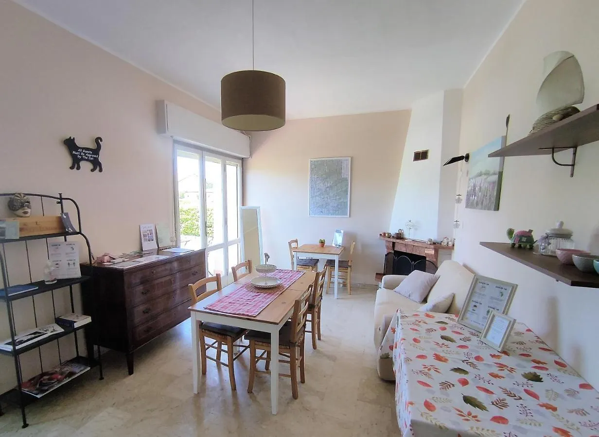 La Mimosa Chic Bed and Breakfast Pietrasanta 0*,